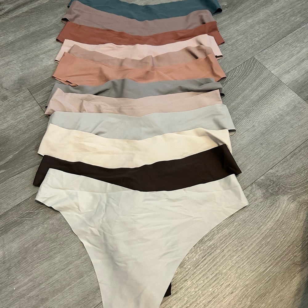 Assorted Color women’s medium panties . Never worn No tags